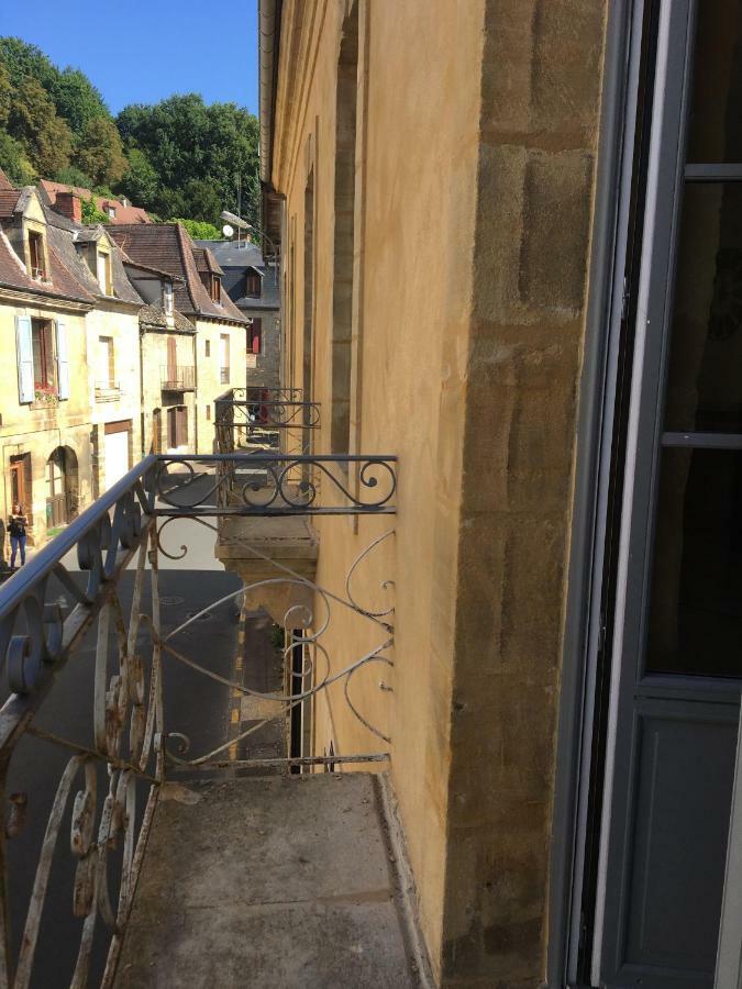 Апартаменты Les Lumieres De Sarlat Экстерьер фото